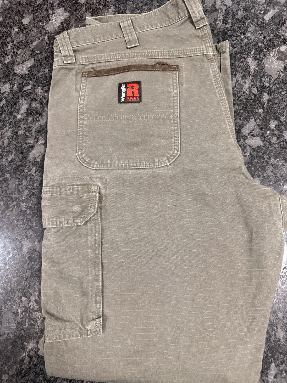 Wrangler RIGGS Workwear Men’s Green Canvas Cargo Pants 34W Straight Leg