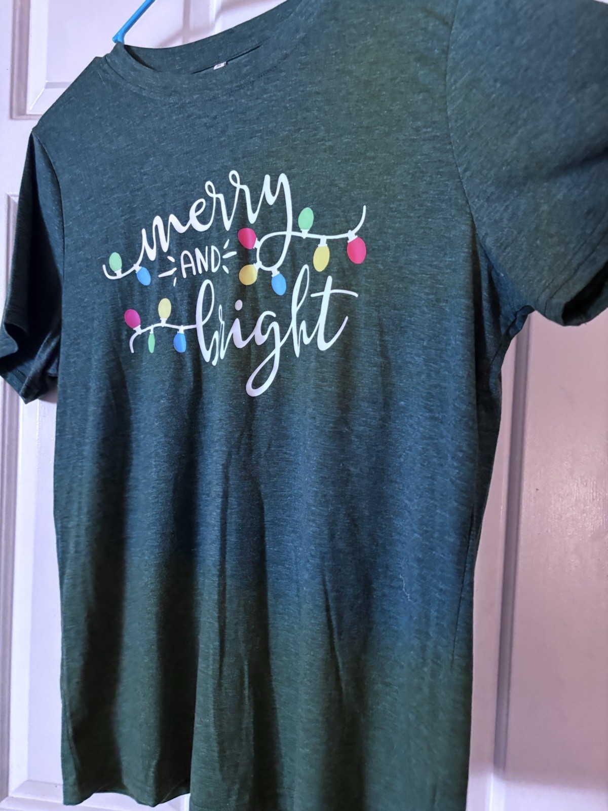 Merry And Bright Green Christmas Short Sleeve T Shirt