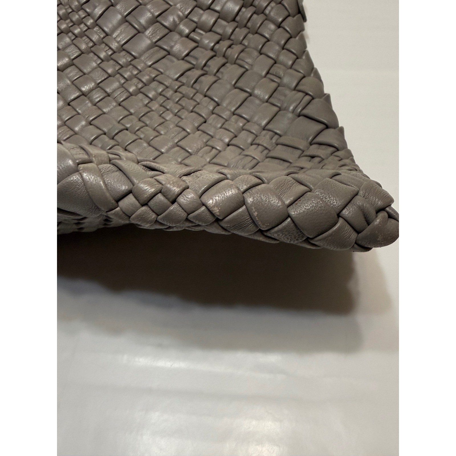 Falor Italia Woven Leather Crossbody Bag Grey Gunmetal Chain Made in Italy