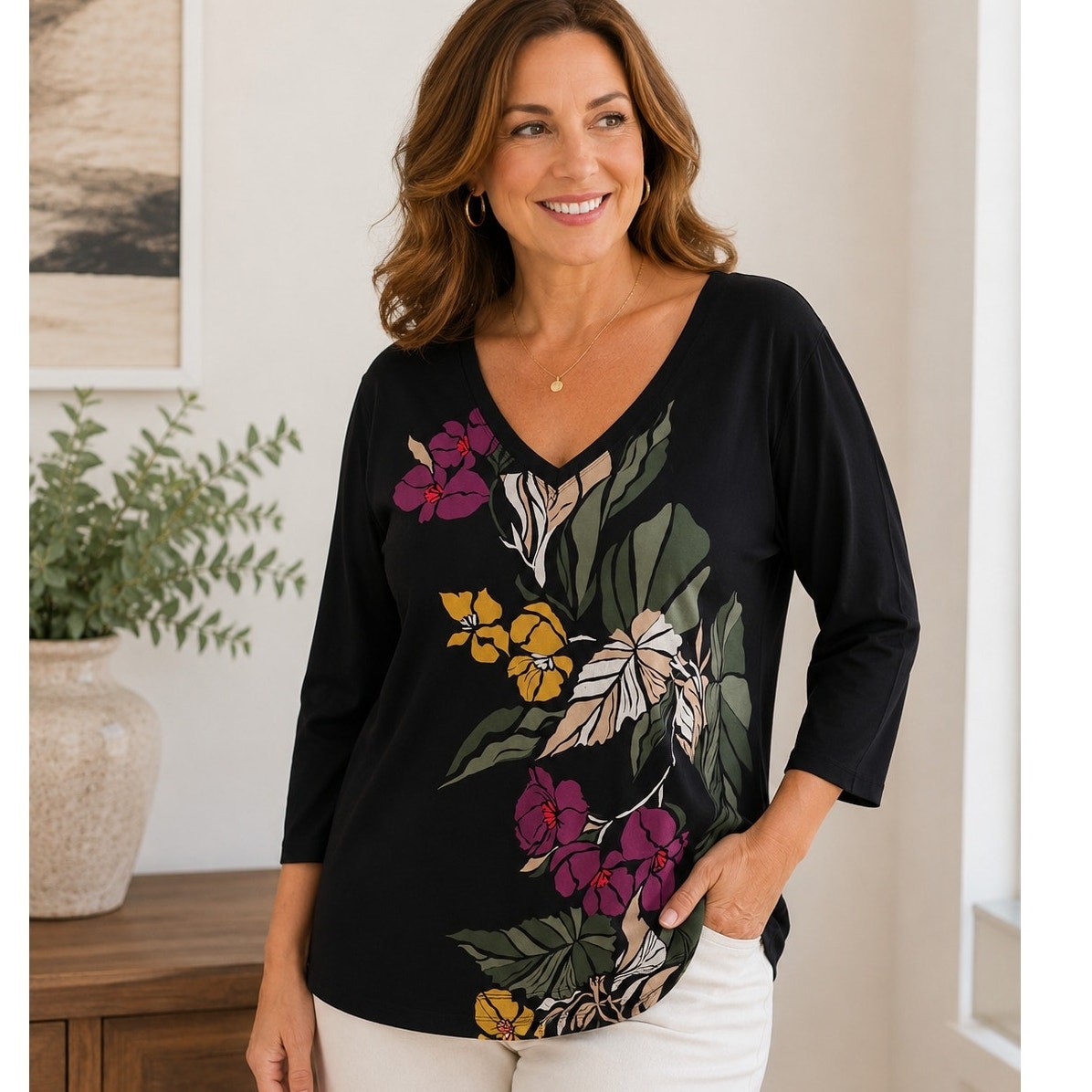 Chico’s Blooms Print 3/4 sleeve V-neck tee Size XL
