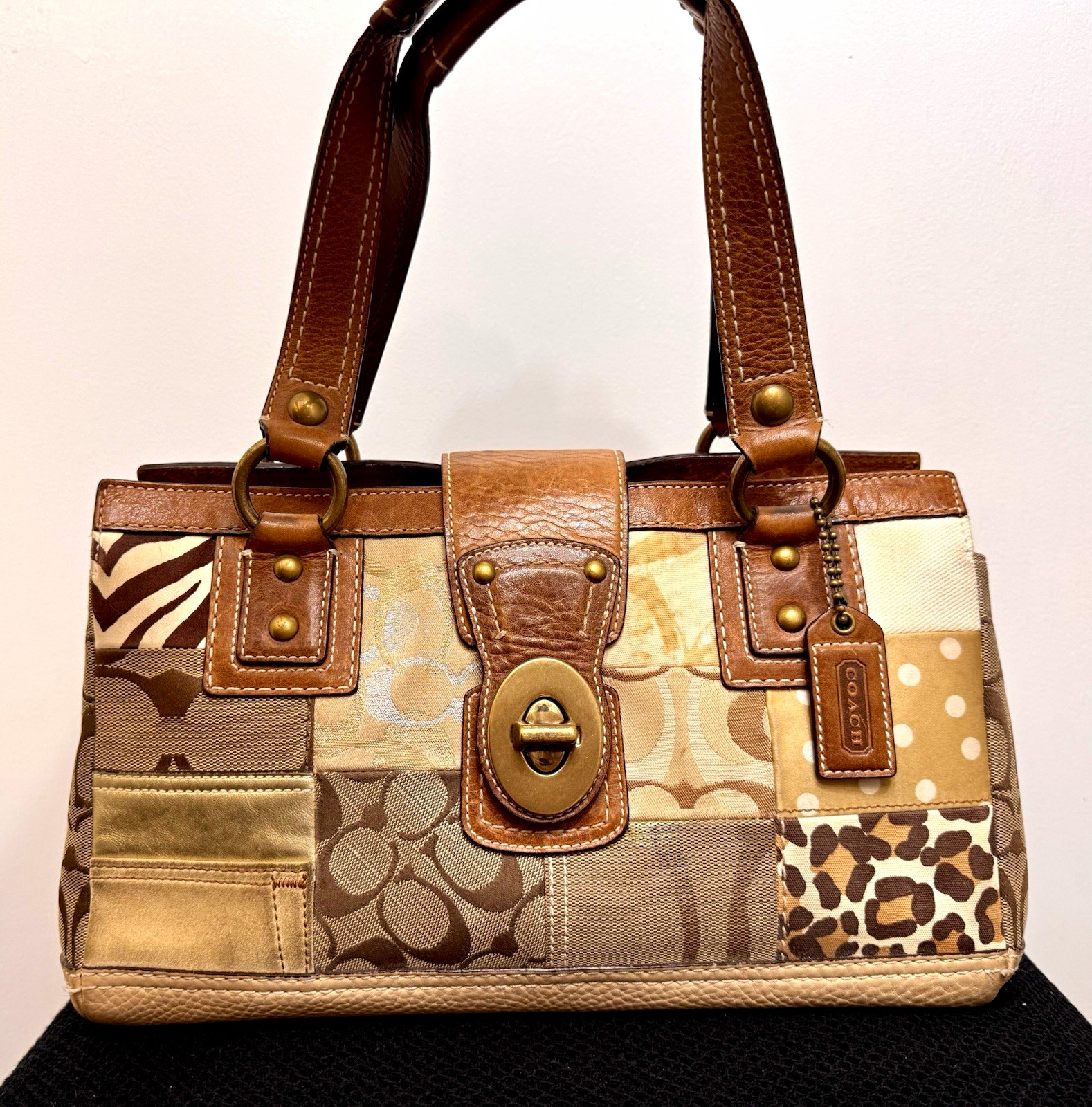 Coach Patchwork Signature C Turnlock Tote Bag Women’s Medium Beige Brown