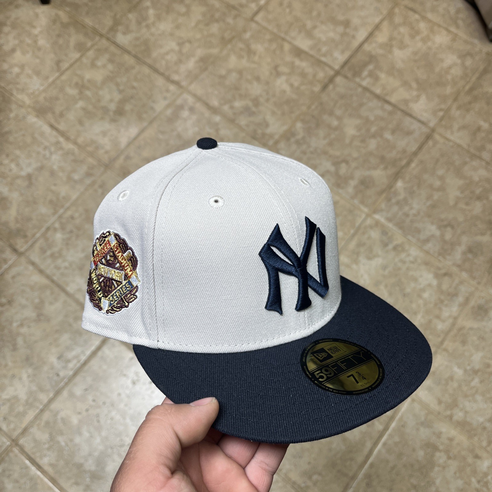 Exclusive New York Yankees New Era 59Fifty Size 7 3/4 Hat Cap