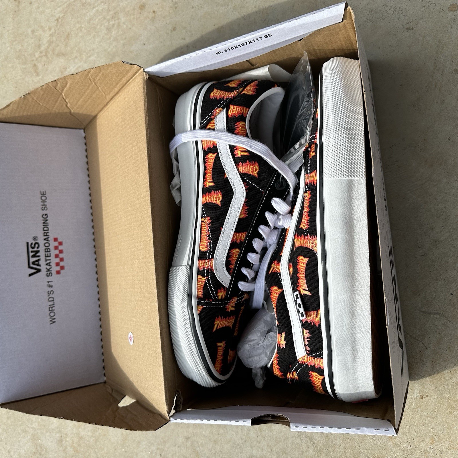 VANS Skate Old Skoo, Trasher Black/Multi – VN0005W0BML SIZE 9 W/BOX NOS