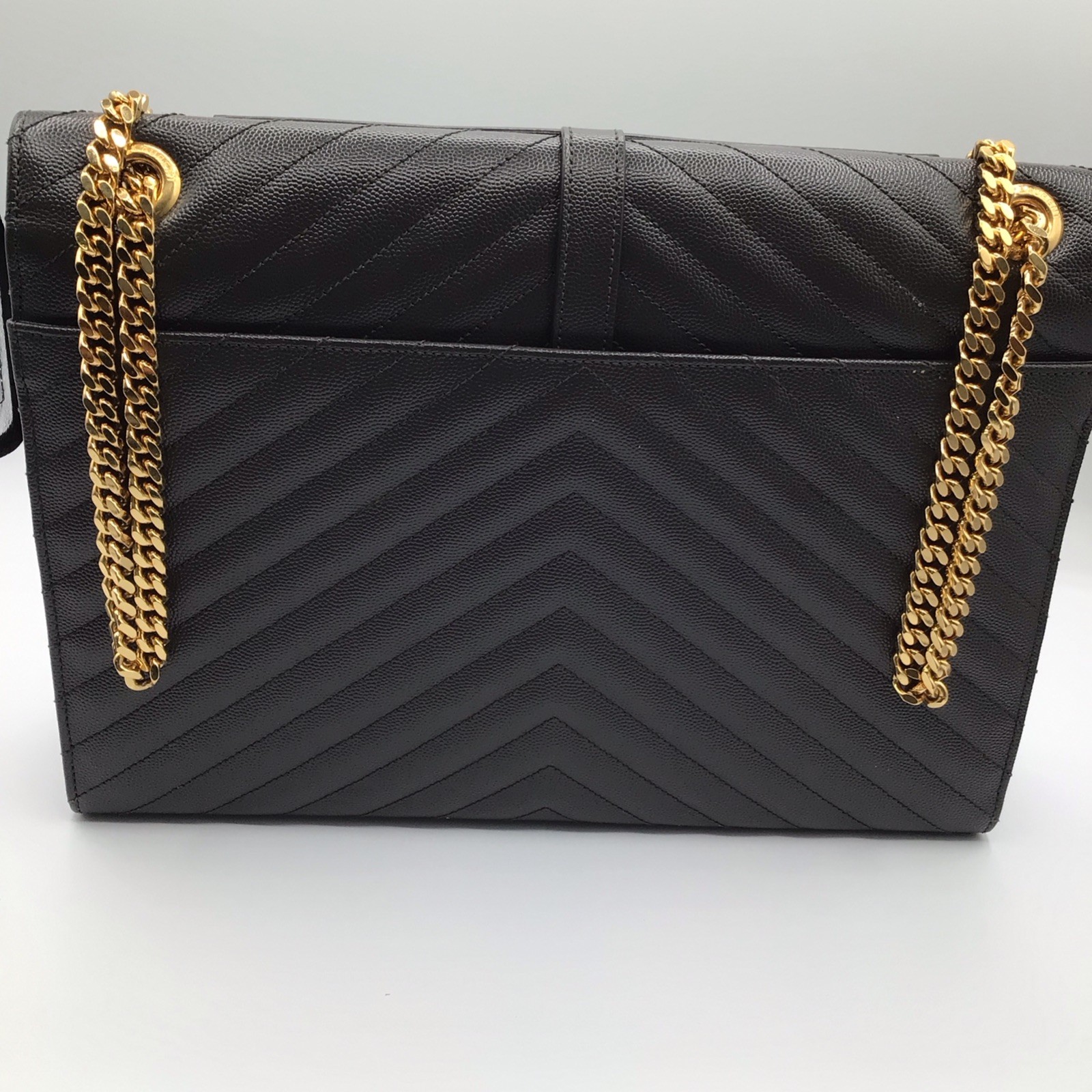 SAINT LAURENT ENVELOPE LARGE BAG IN MATELASSÉ GRAIN DE POUDRE EMBOSSED LEATHER