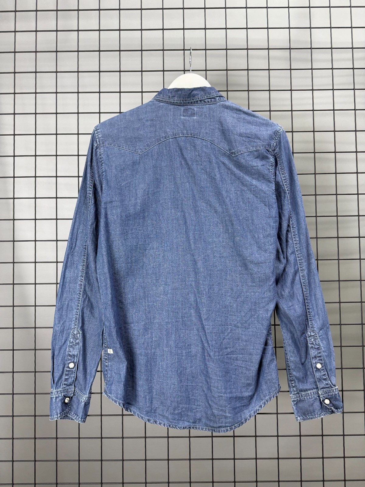 Edwin Memphis shirt men’s size M Duties Paid (USA)