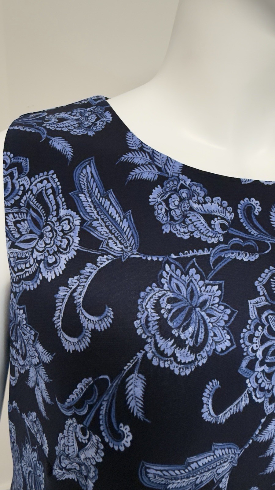 Tommy Hilfiger Women’s 16W Blue Floral Sleeveless Shift Dress Plus Size