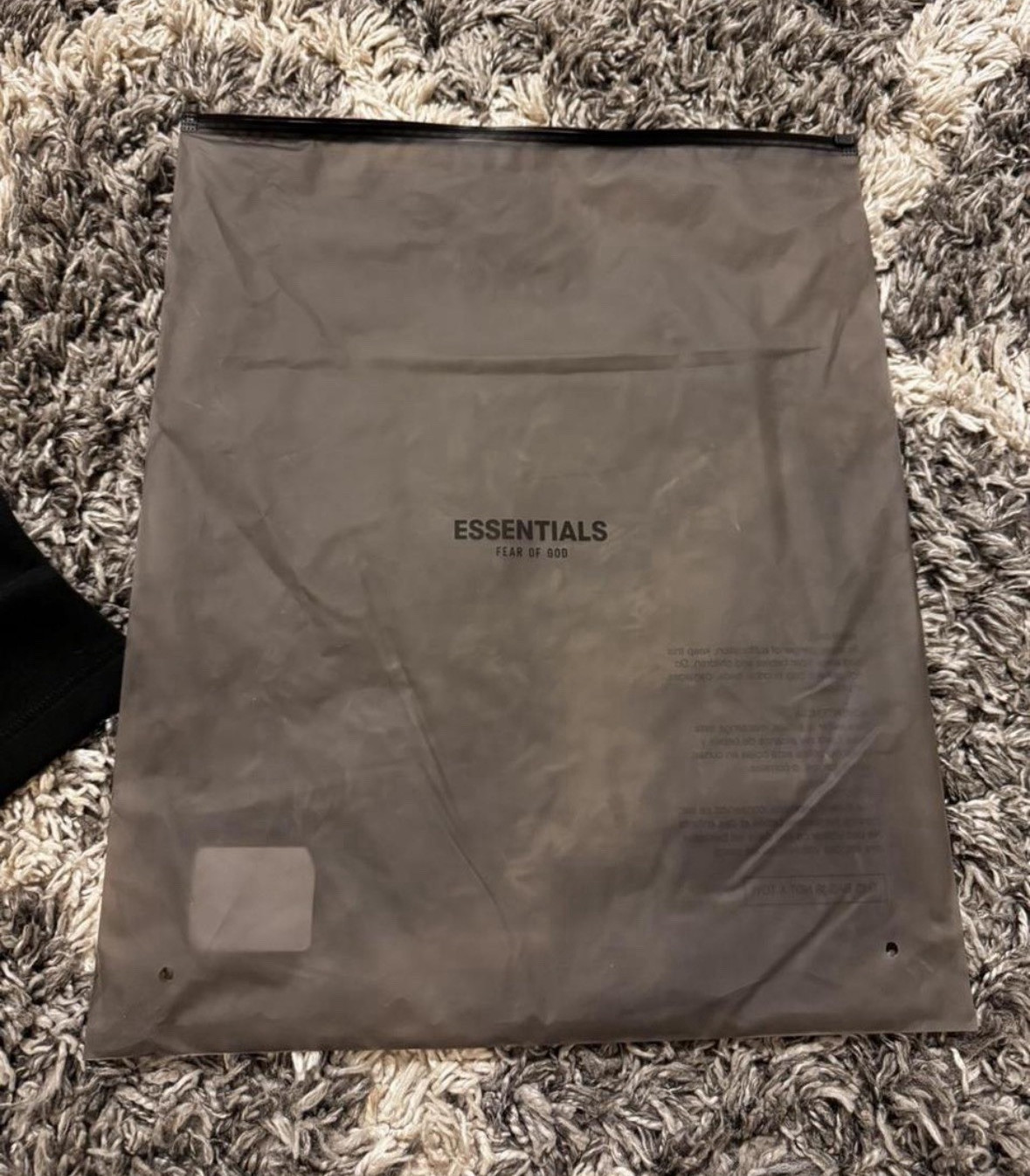 Essentials Fear of God Men’s Gray Solid Sweat Shorts Size M Drawstring
