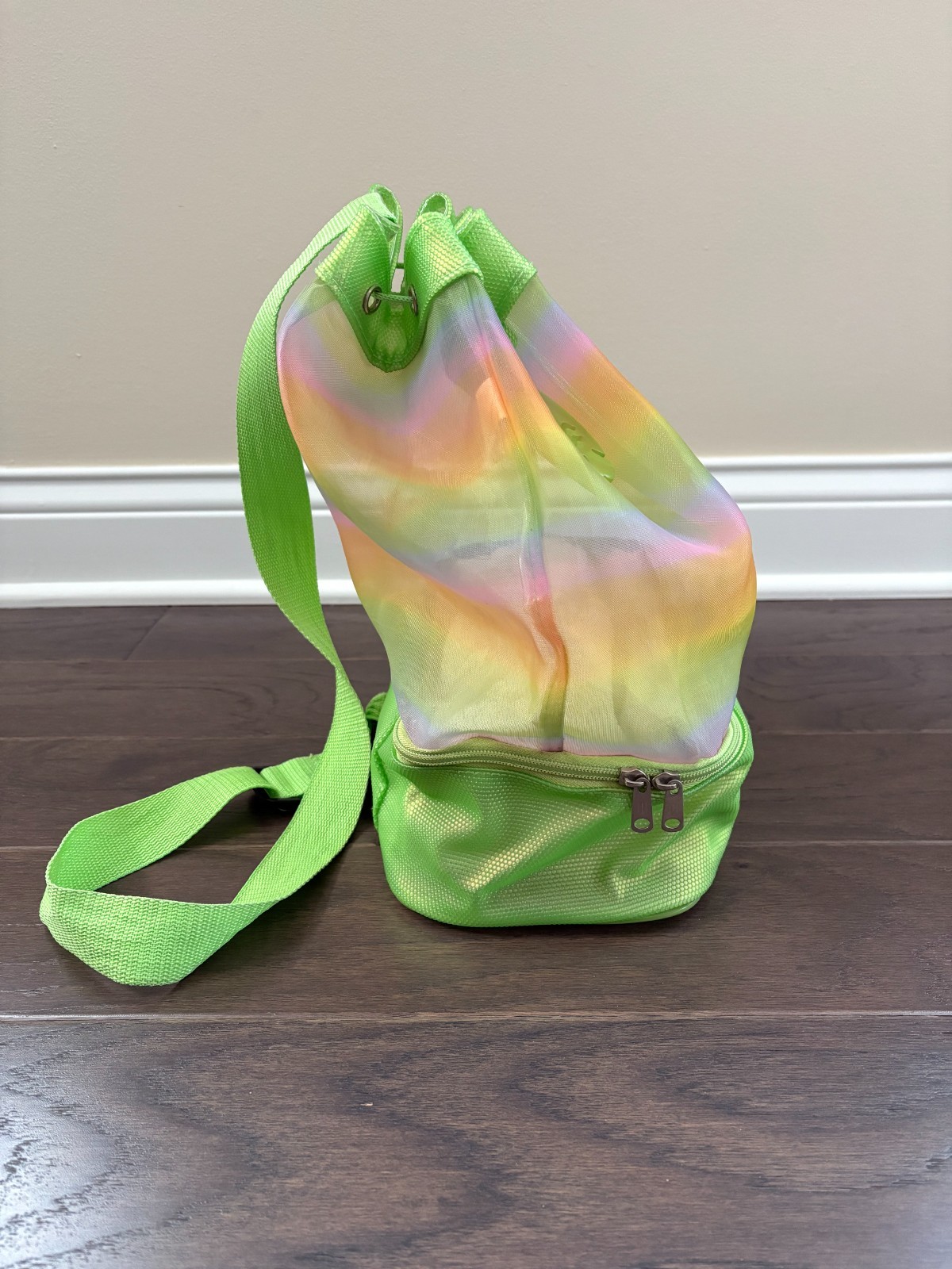 Vintage Dover Kidz Acetate / Polyester / Plastic Beach Bag w/ Zipper Compartment