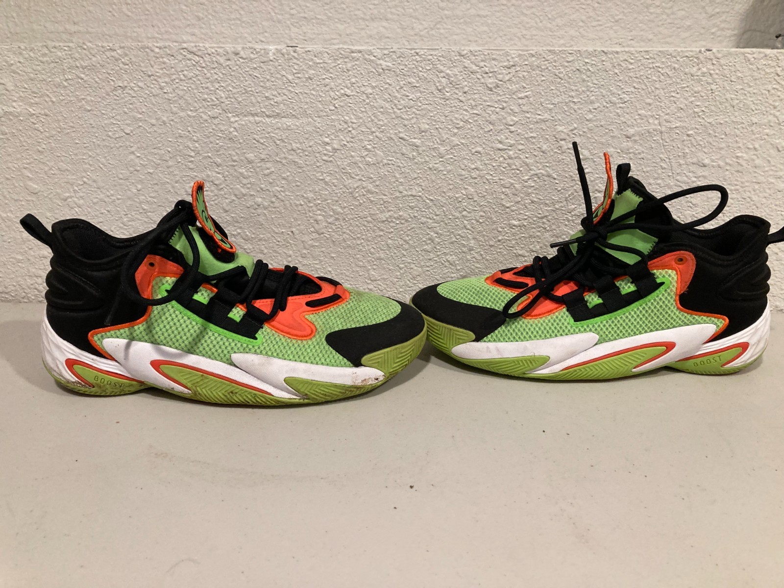 Adidas BYW Select Basketball Shoes Solar Green Impact Orange Core IG4948 Sz 10