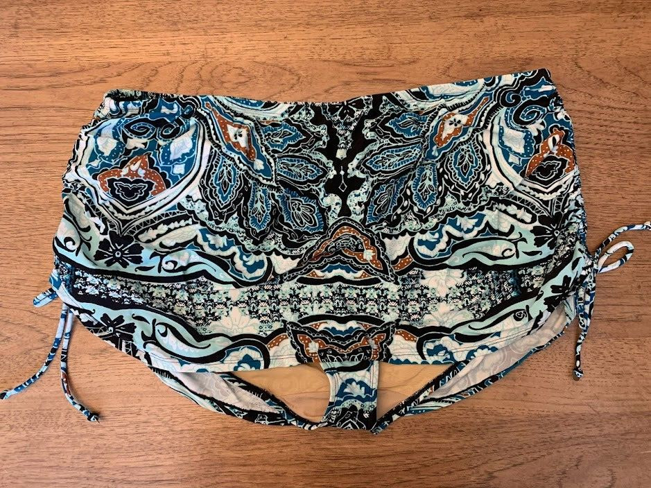 LANE BRYANT Blue Paisley Size 28 Drawstring Mid Waist Swim Skirt Bottom NWOT