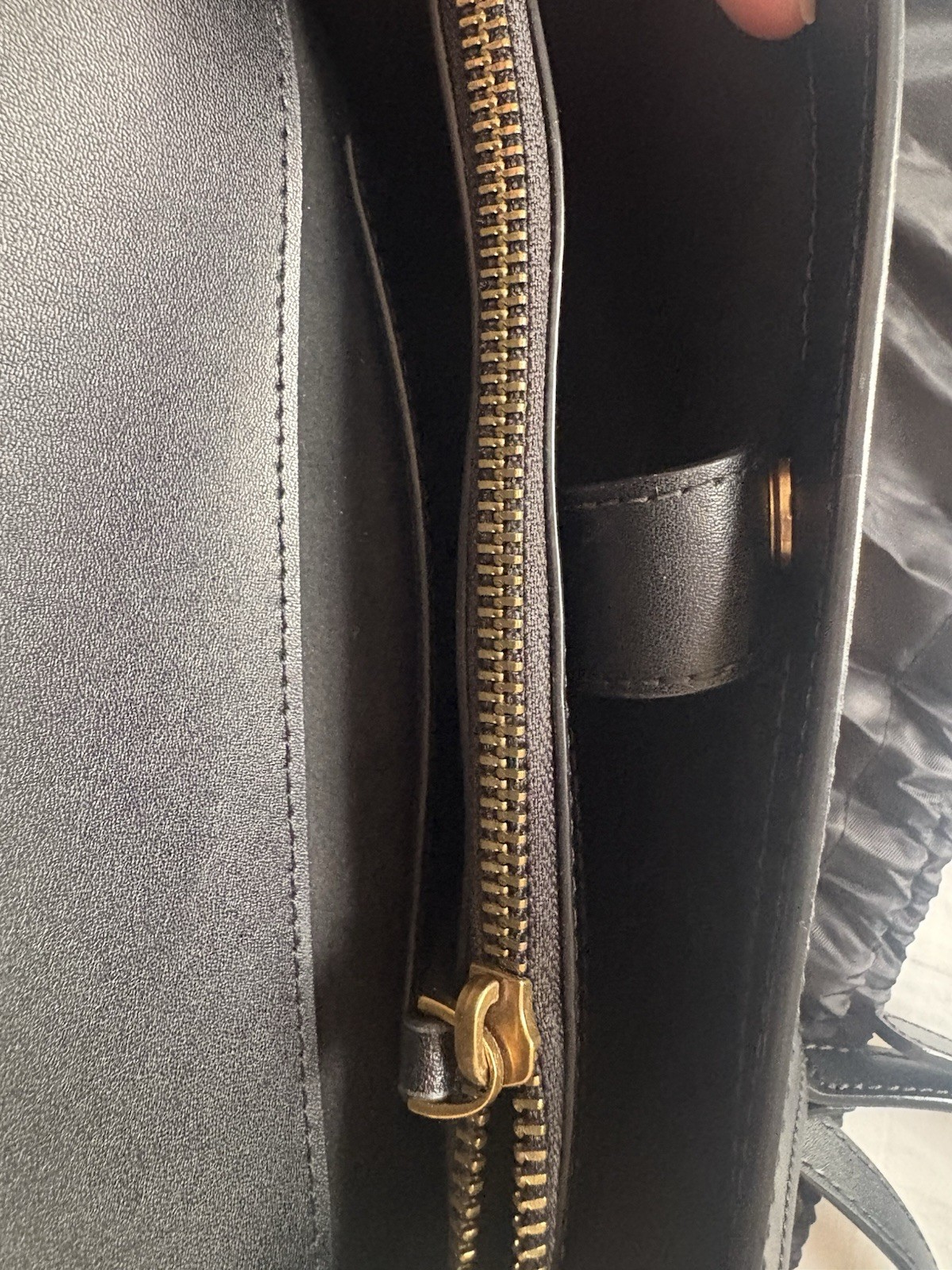 PINKO Black Crossbody Bag Gold Bird Logo Hardware Magnetic Zip + Dust Bag