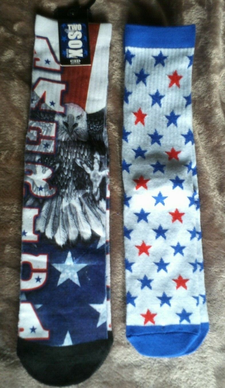 TWO SOX MEN SOCKS EAGLE & STARS 2 PAIR LOT RED/WHITE/BLUE SZE 10-13 NWT MSRP $16