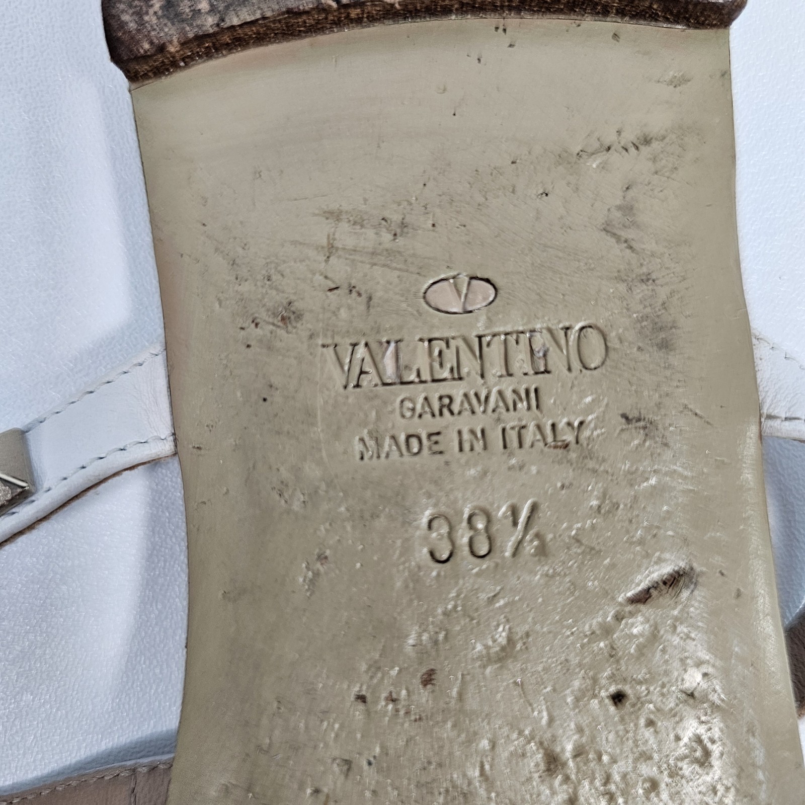 Valentino Garavani Rockstud White Leather Flat Slide Sandals Sz 38.5 US 8.5