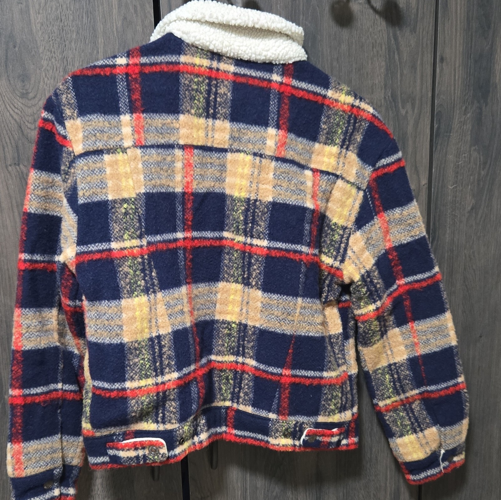 Levi’s Men’s Plaid Lined Sherpa Collar Snap Jacket Size M Blue/Beige/Red