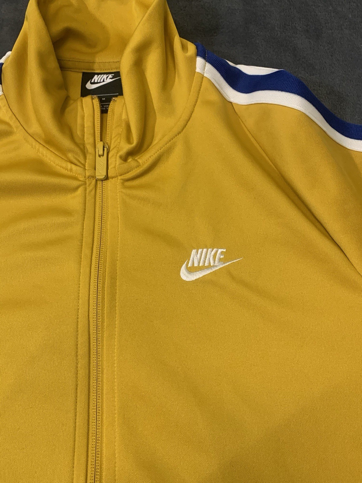 Nike Tribute Track N98 Jacket Golden / Mustard AR2244 711 Mens size M 2019