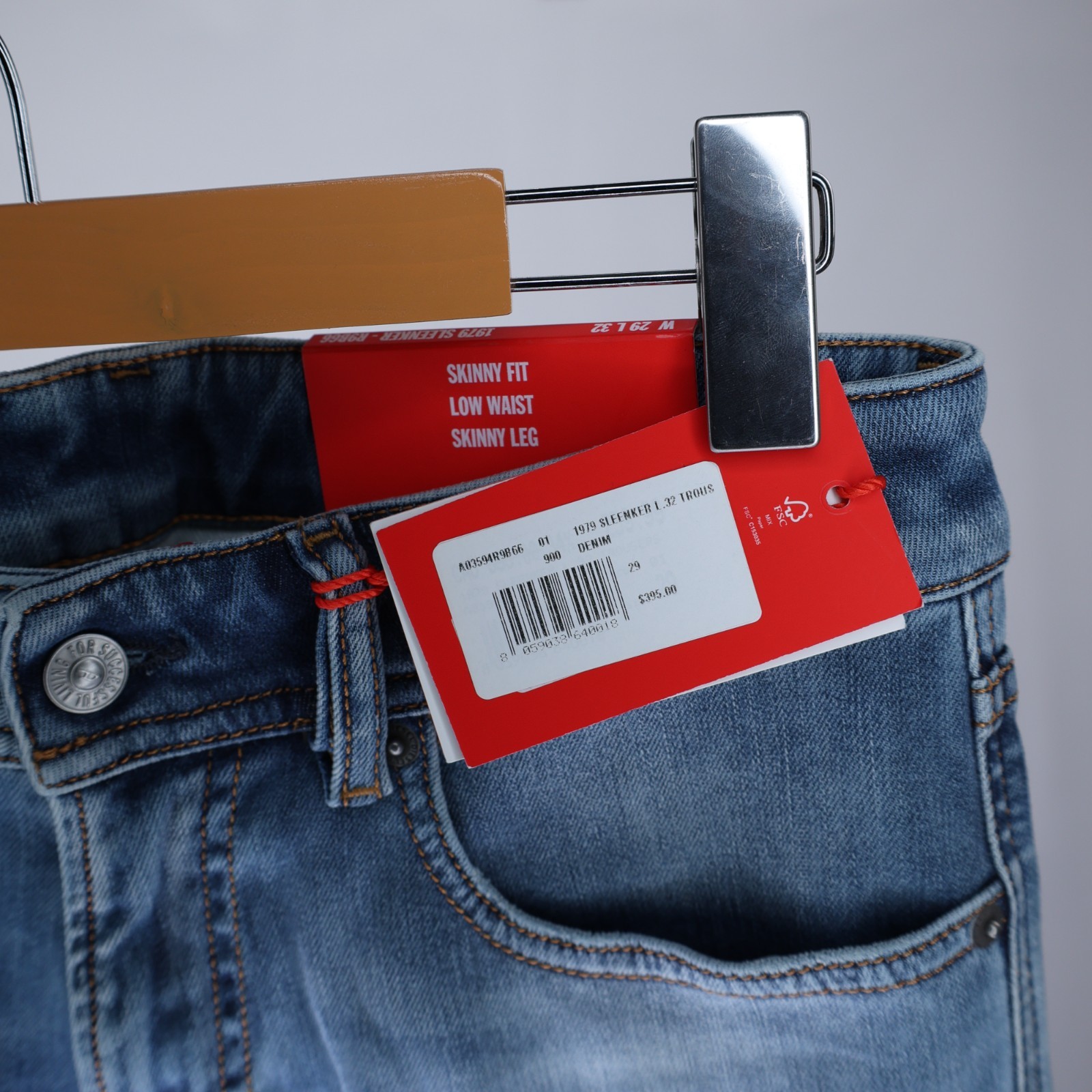 Diesel Mens Jeans 1979 Sleenker Trouser Skinny Leg Low Rise Medium Blue Size NWT