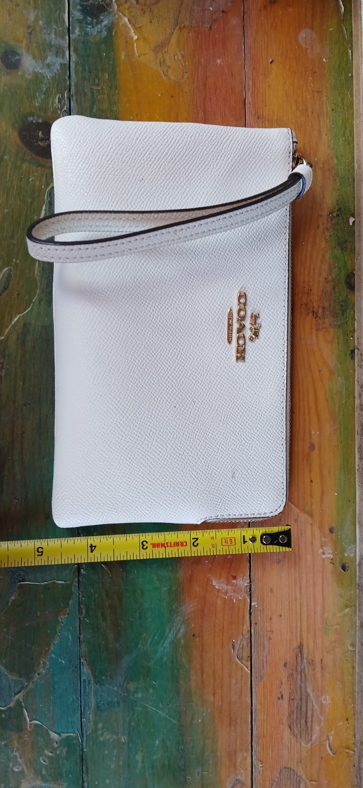 Coach Corner Zip Wristlet Chalk/Gold Pebbled Finish Gold Hardware Logo Zip Lined