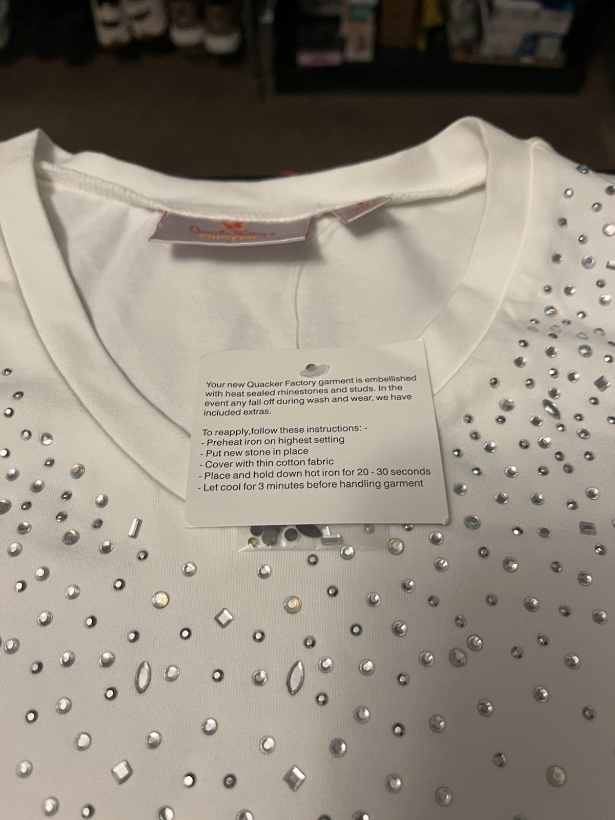 Quacker Factory Women’s White Crew Neck Knit Cotton Tee Rhinestone Studded
