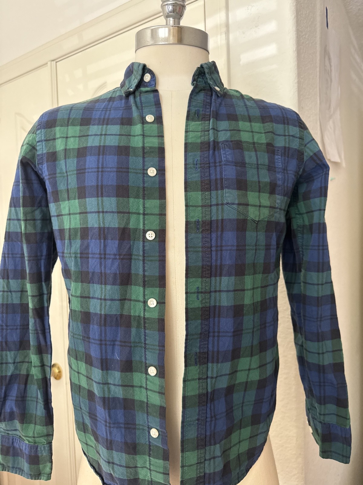 Gap Slim Fit Plaid Button Down Shirt Men’s XS Blue Green Black Watch Long Sleeve