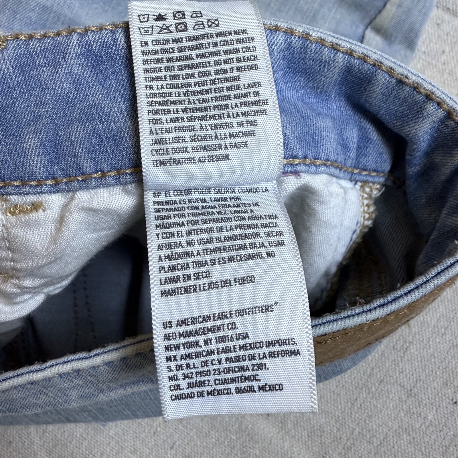 American Eagle Jean Women Sz 6 NextLevel Stretch Highest Rise Jegging Light Wash