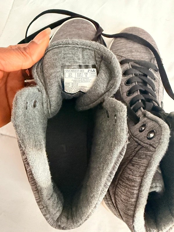 Fila gray high top sneakers with black laces and silver accents #skateboarding