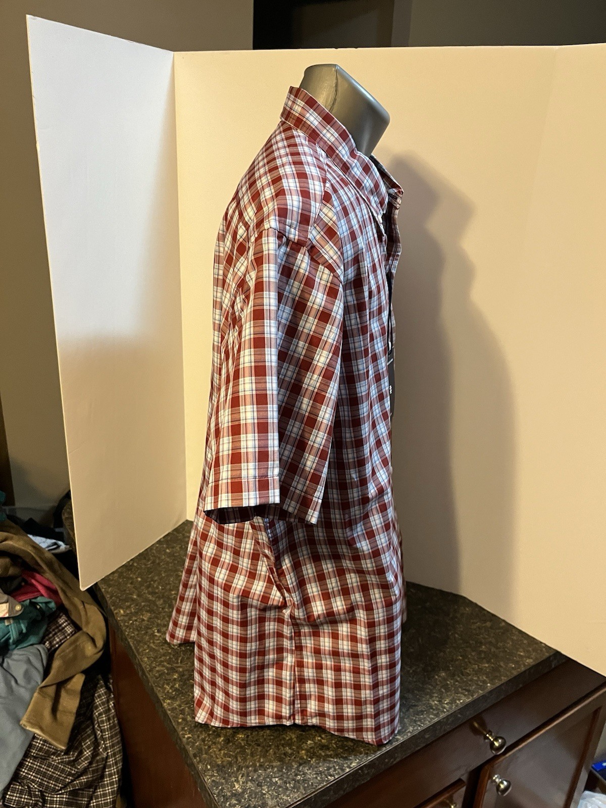 IZOD Men’s SS Button Down Breeze Shirt Red Blue Plaid XXL Cotton Poly – NWT