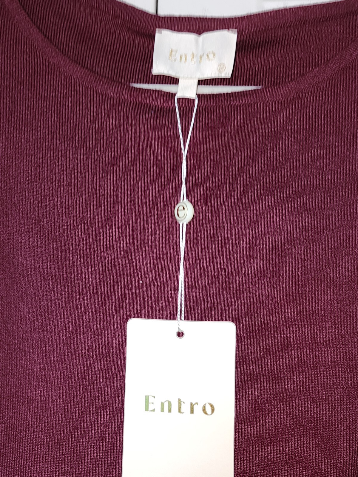 NWT Entro Women’s M Burgundy Knit Pullover Sweater Crew Neck 3/4 Sleeve Grommet