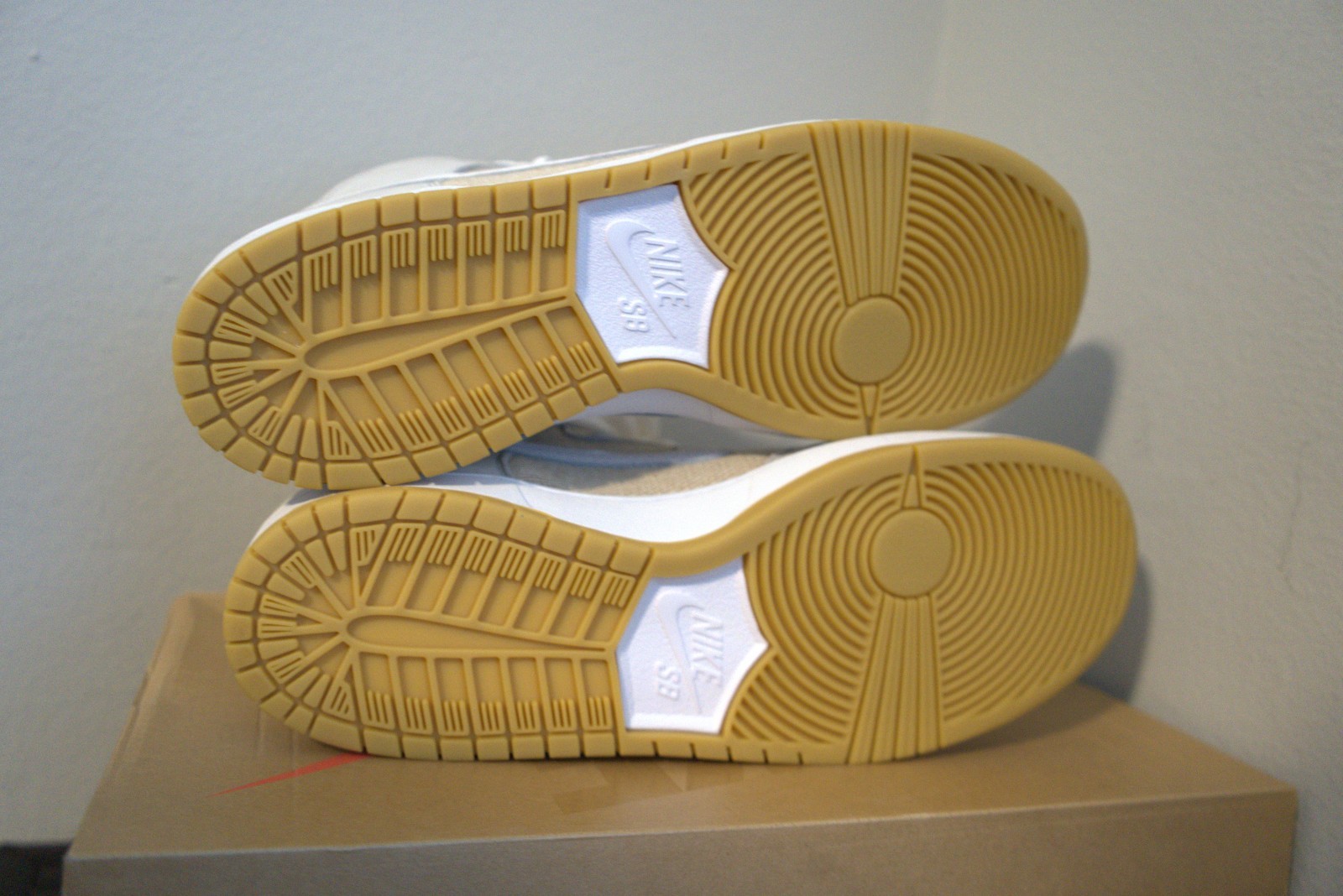 Size 13 – Nike Dunk Pro ISO SB High Unbleached Pack – Natural