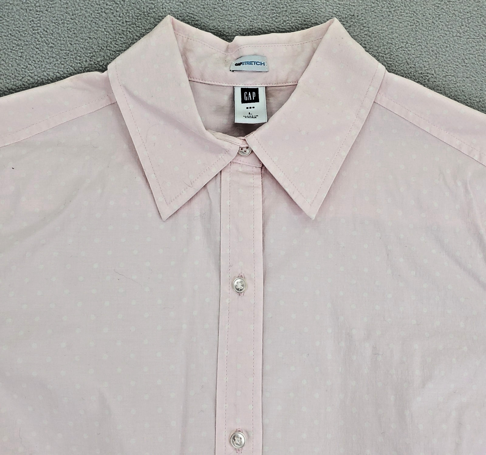 GAP Stretch Button Shirt Women L Soft Pink White Polka Dot Cotton Spandex Fitted