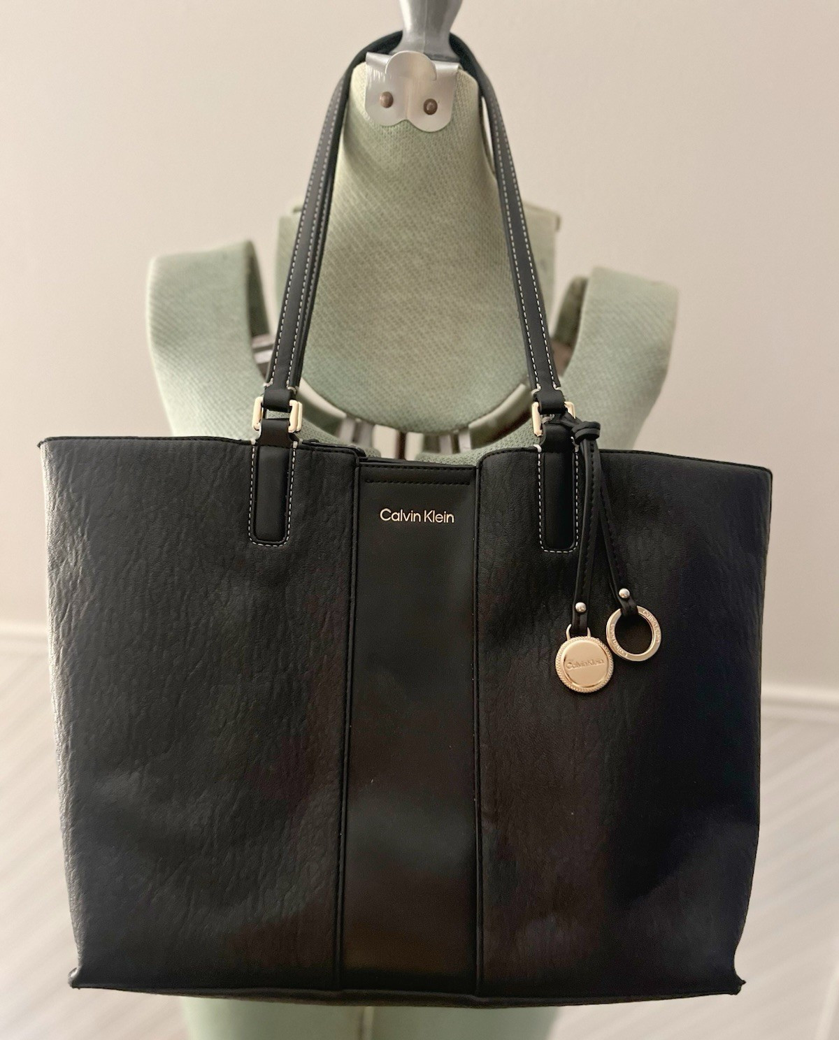 Calvin Klein Black Large Pebbled Logo Tote Gold Hardware Zip Lined Bag Charm