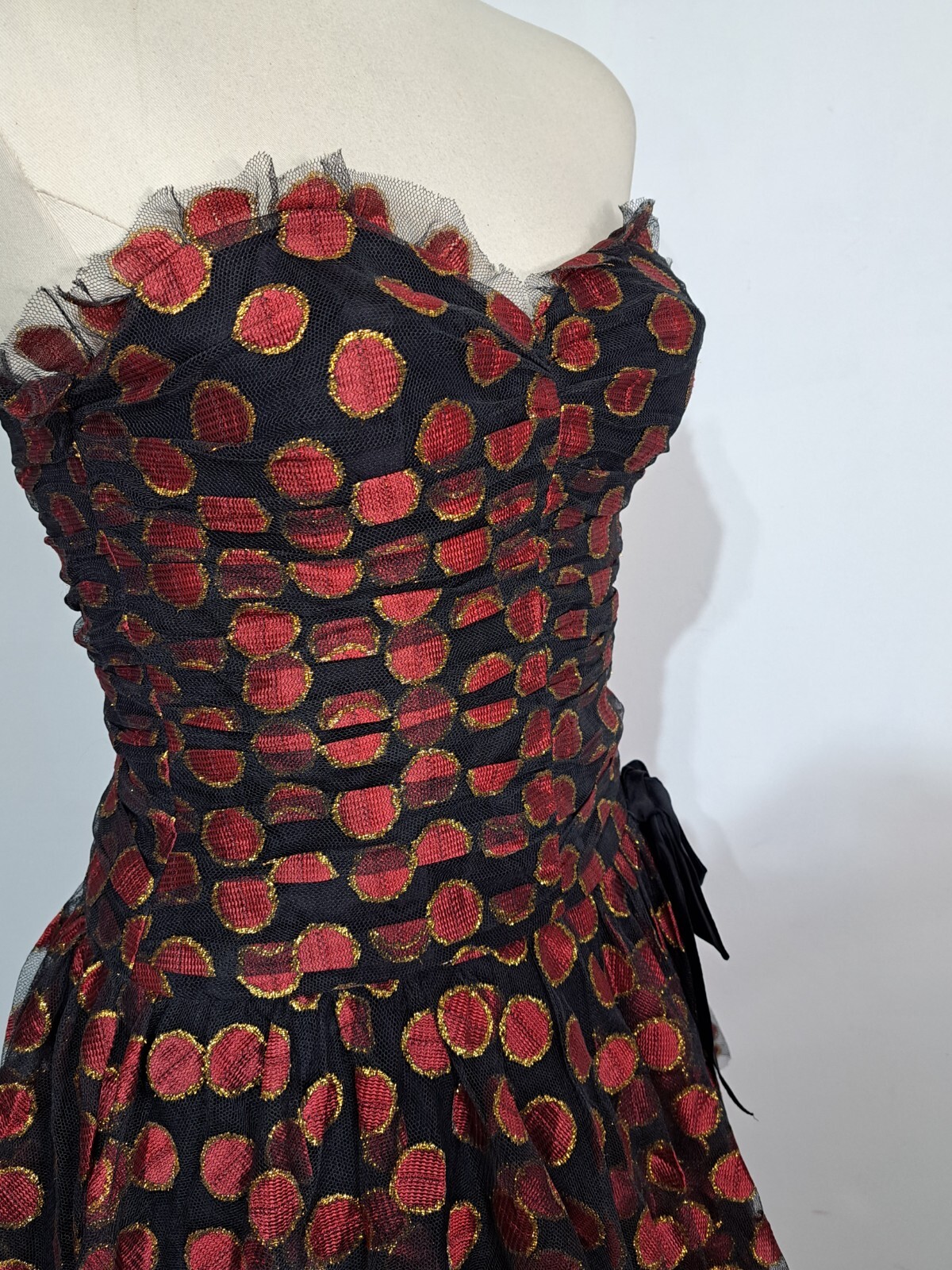 Vintage Bellville Sassoon Strapless Party Dress Ruched Tiered Skirt XS Metallic