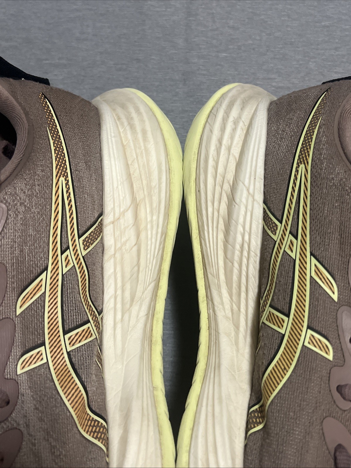Asics Gel Cumulus 27 Men’s Running Shoes US10 Free Shipping