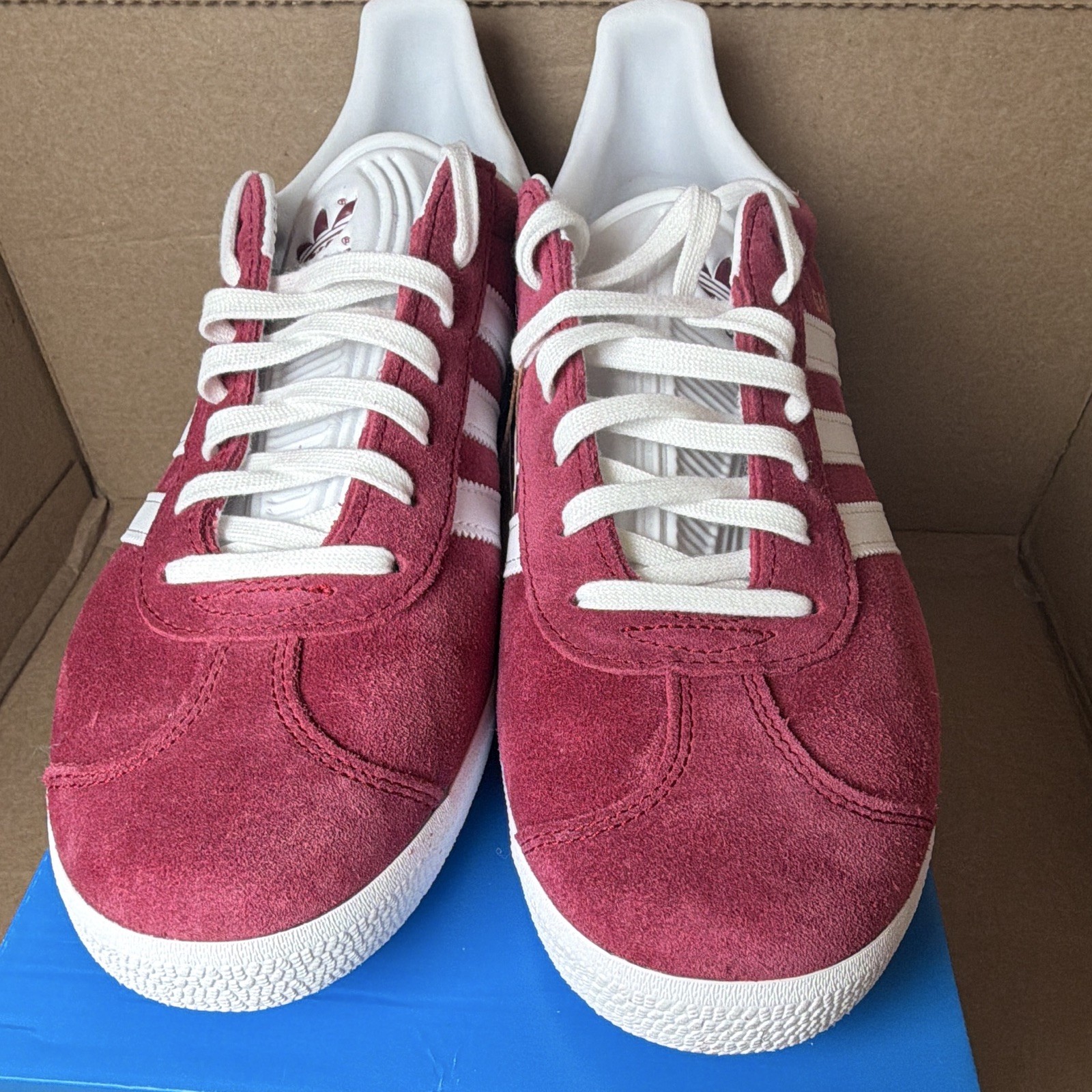 adidas Gazelle Men’s Low Top Lace-Up Suede Sneakers Burgundy/White B41645