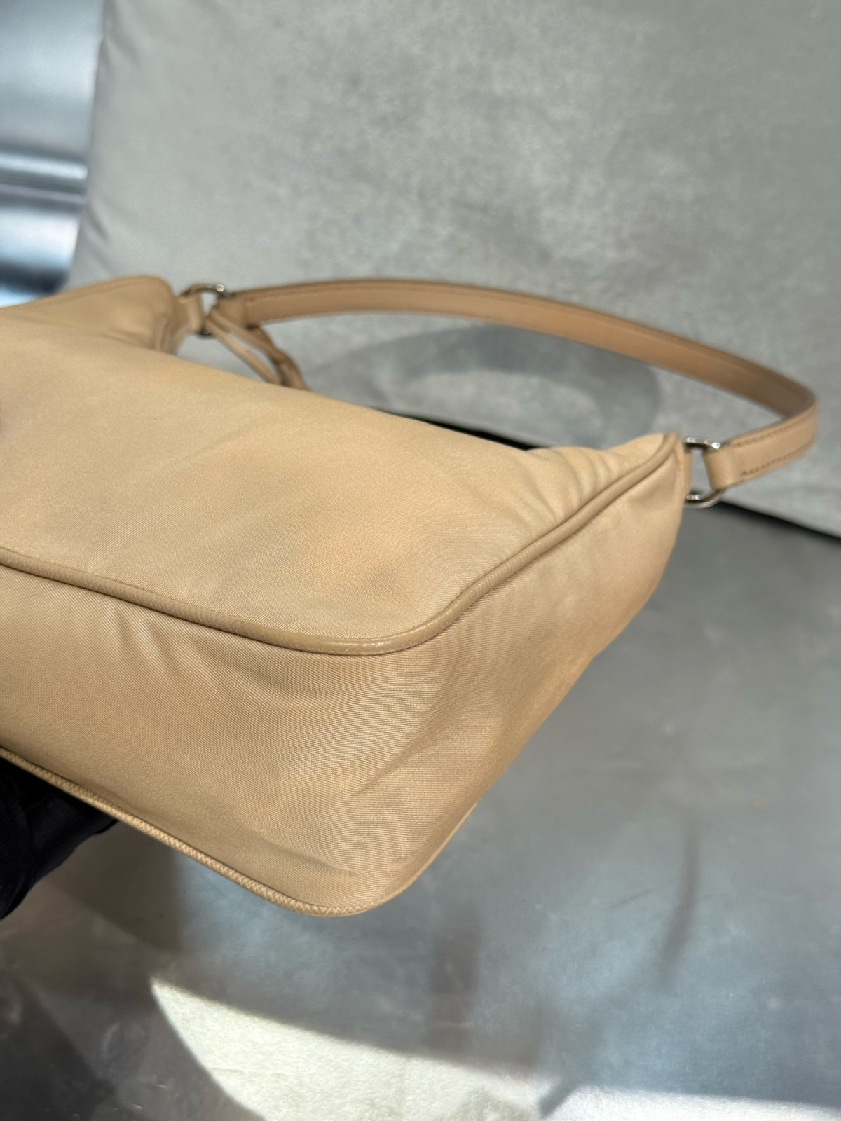 Authentic Prada Re-Edition 2005 Nylon Hobo Nylon with Leather Trim Hobo Beige