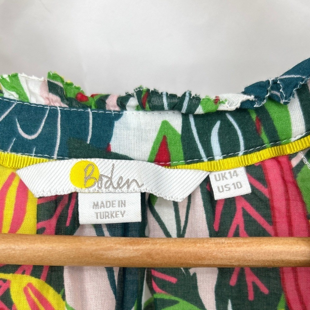 Boden Top Tropical Parrot Jungle Print Ruffle Neck Popover Blouse