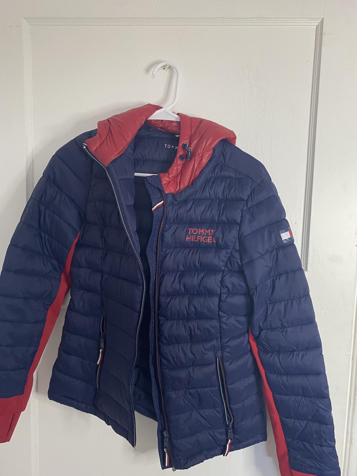 Tommy Hilfiger Jacket Womens Small Packable Lightweight Hooded Puffer Coat