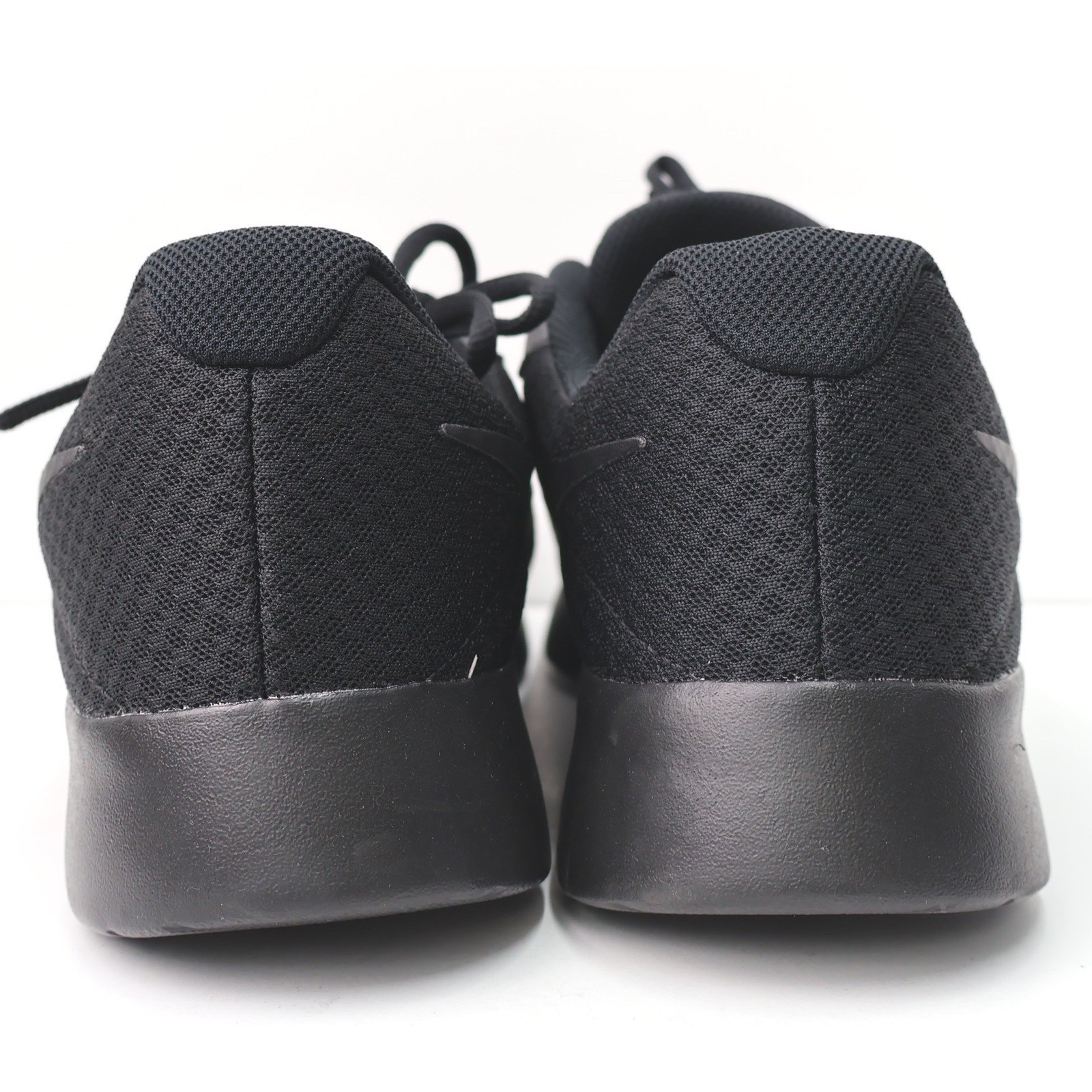 Nike Tanjun Mens Triple Black Mesh Running Shoes Low Top Sneakers Size 13