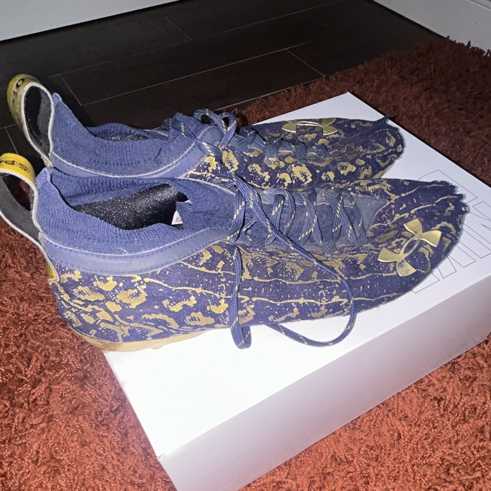UA Spotlight Lux 2.0 size 12 Under Armour Men Blue/Gold Low Top Lace Up Cleats,