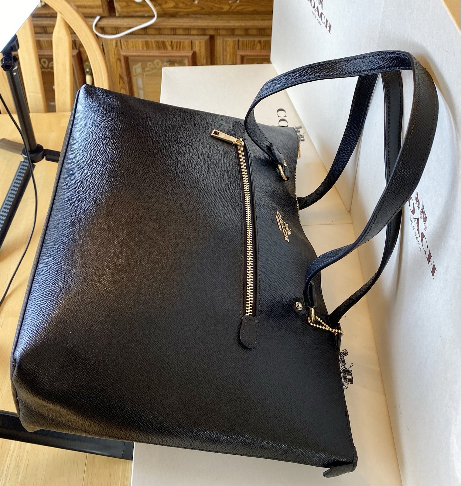 Coach F79608 Gallery Tote In Black Crossgrain Leather