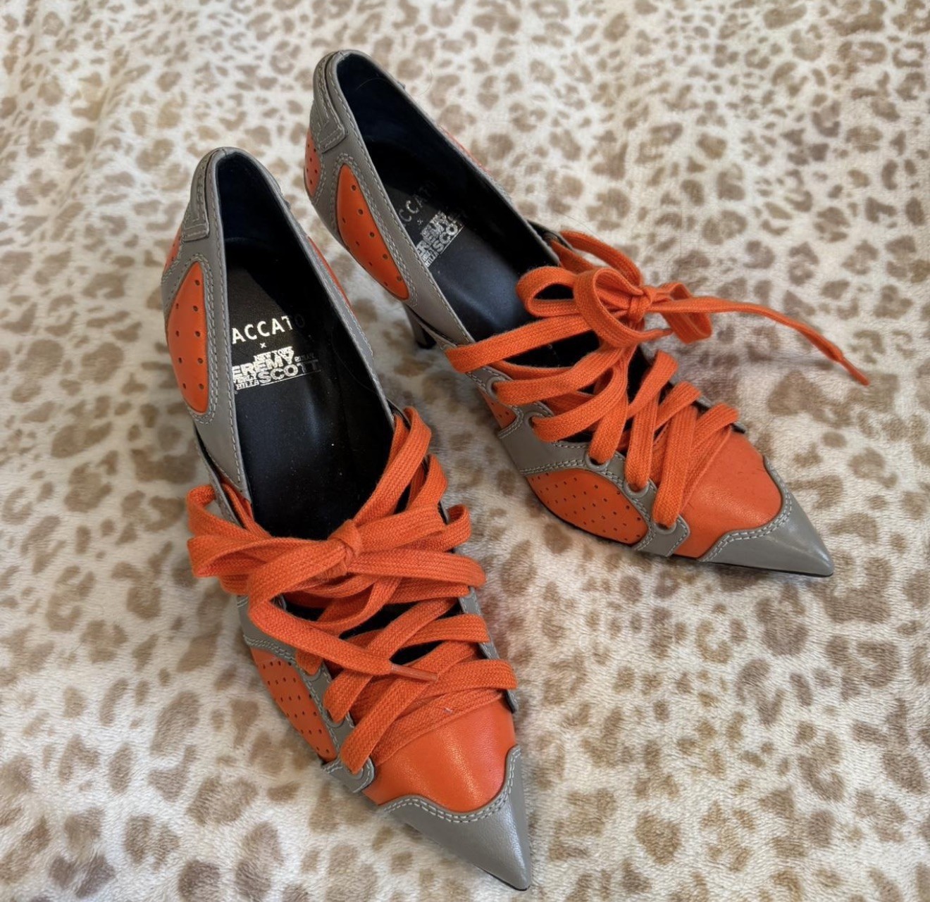 Jeremy Scott Staccato Gray And Orange Size 8.5 US