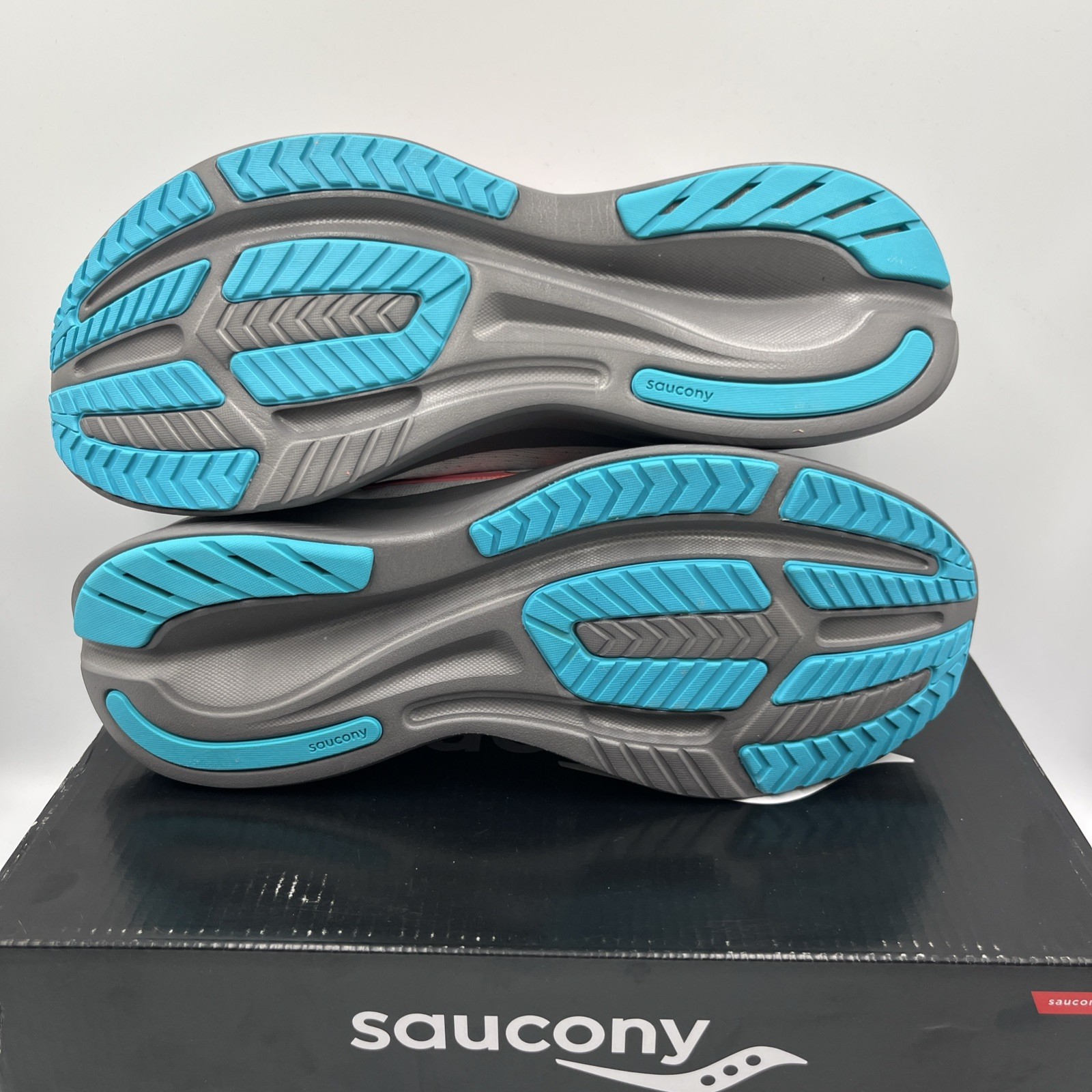 Size 11.5 – Saucony Ride 16 White Pink Gravel