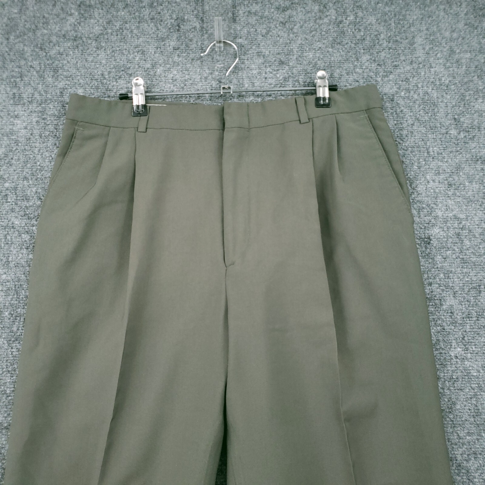 VINTAGE Levis Dress Pants 34×30 Green Travelers Trevira Pleated Straight Trouser