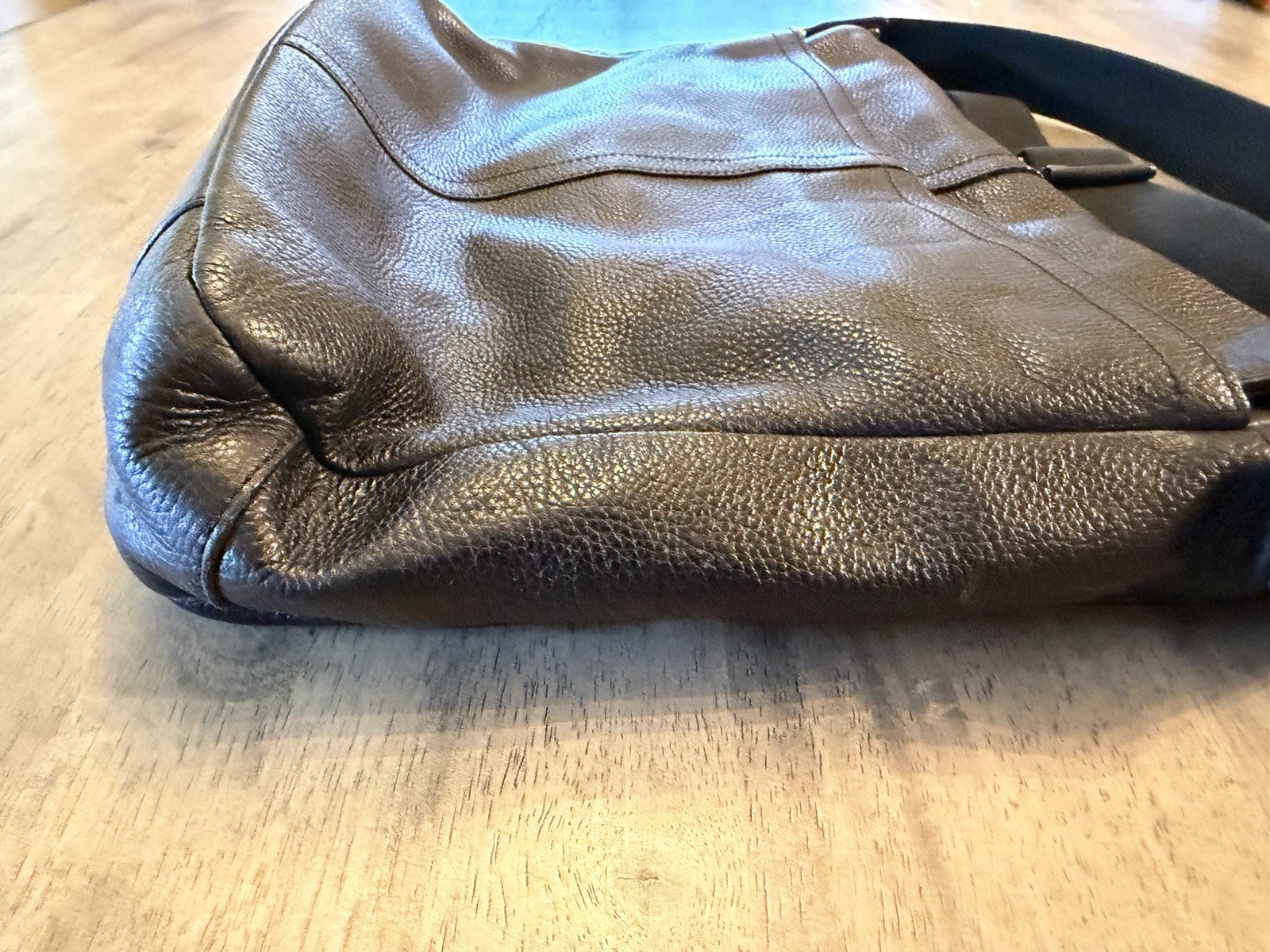 COACH Camden Pebbled Leather Messenger Bag F70423 Shoulder Purse Black