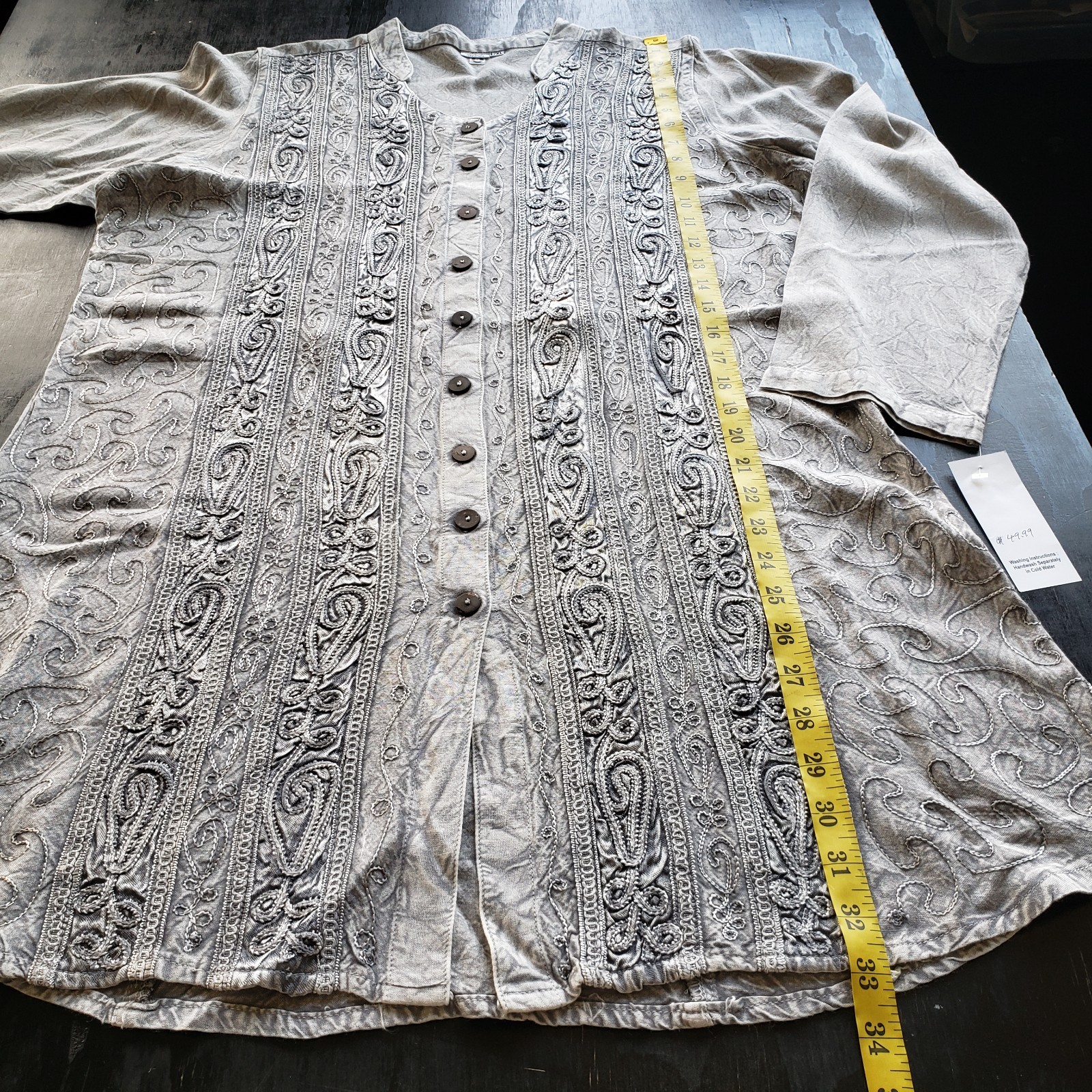 Boutique Embroidered Tunic Top L/XL Dove Gray Button Front Tie Back Boho Artsy