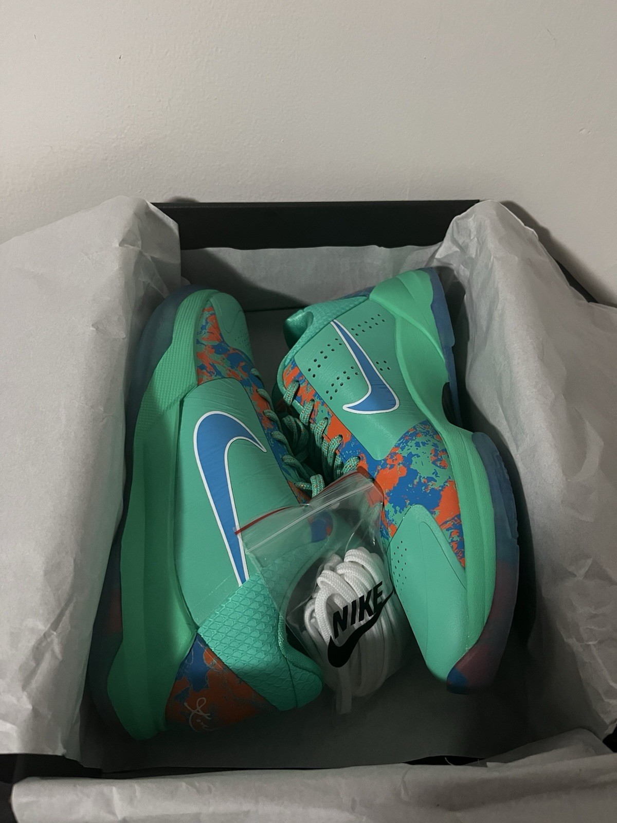 Jalen Brunson PE Kobe 5 Protro NY VS NY SIZE 7.5