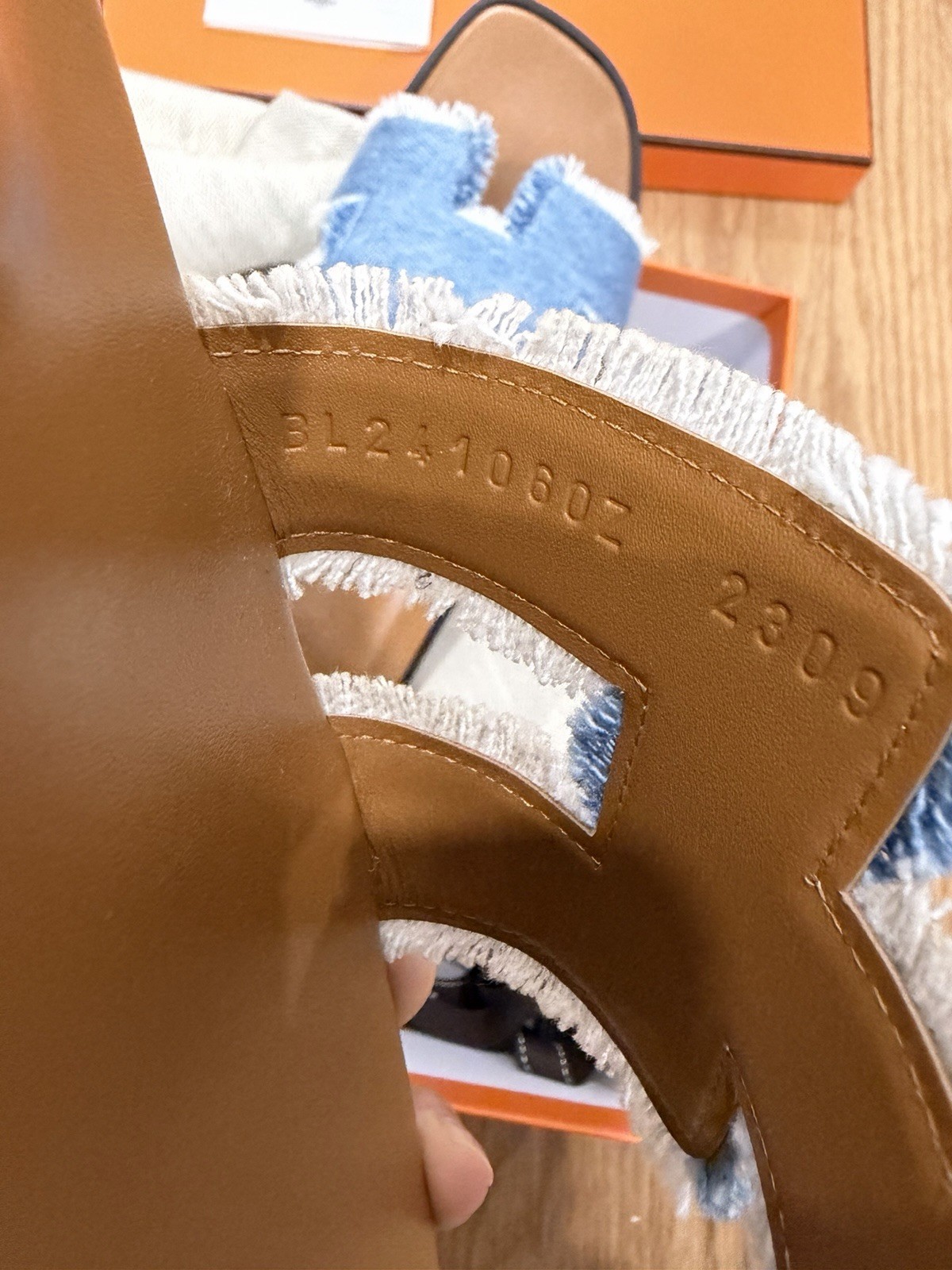 100% Authentic Hermes Oran Sandals women 38.5 BNIB