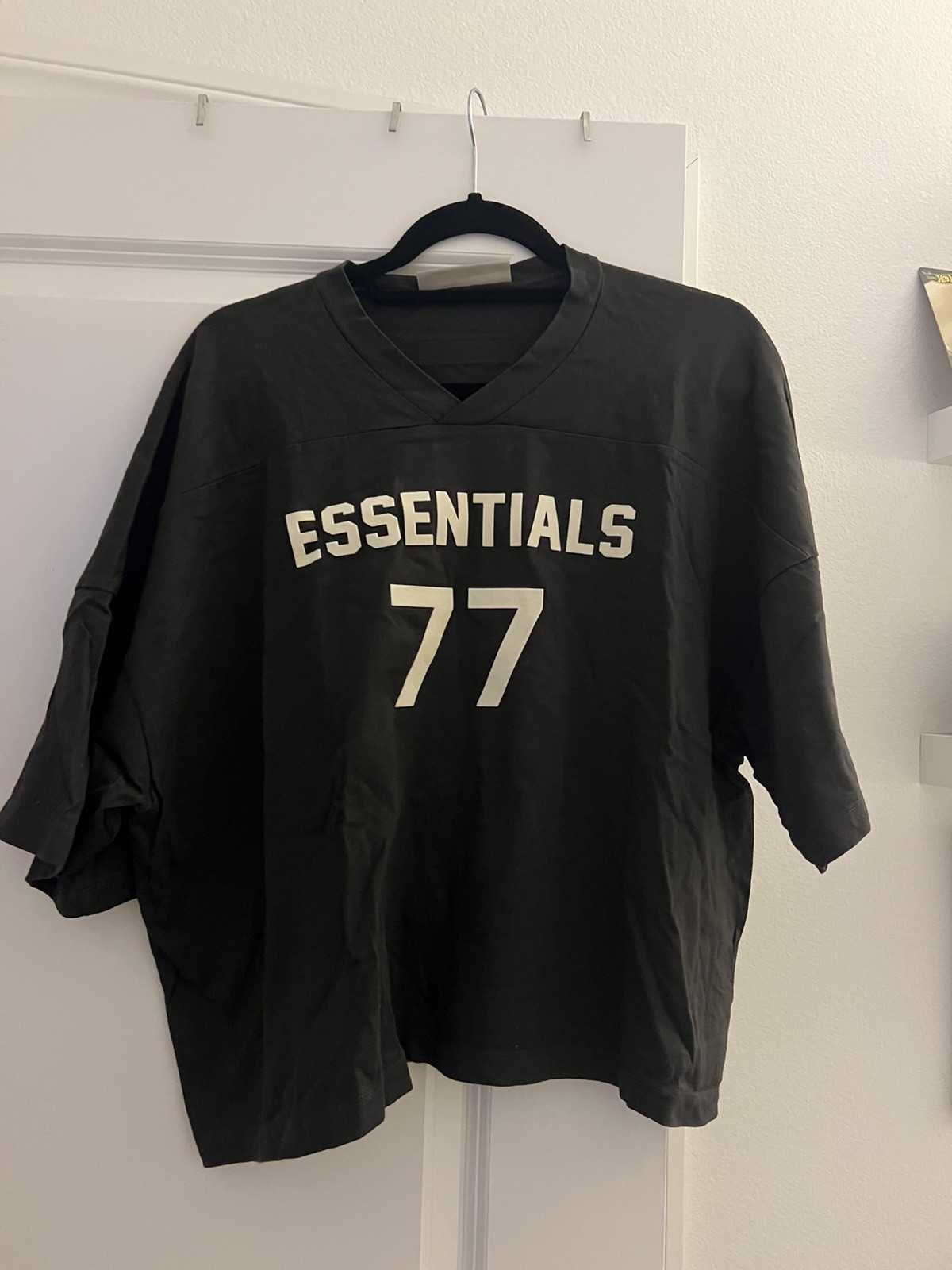 Fear of God Essentials 77 Football Tee Washed Charcoal Grey Cropped Size S