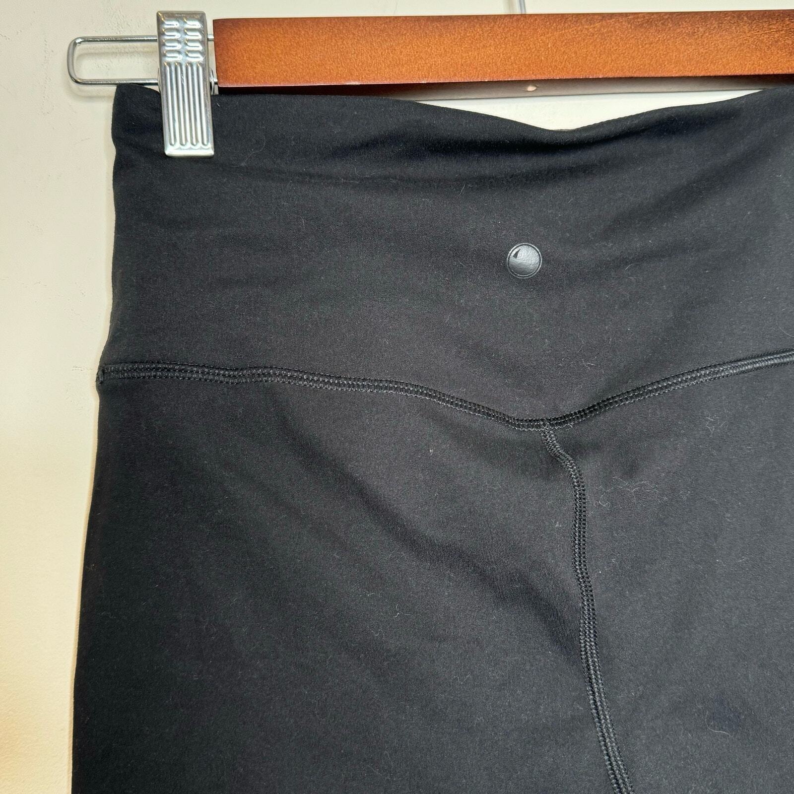 Yogalicious Lux Black Everyday 7″ Short NWOT Womens Size XS