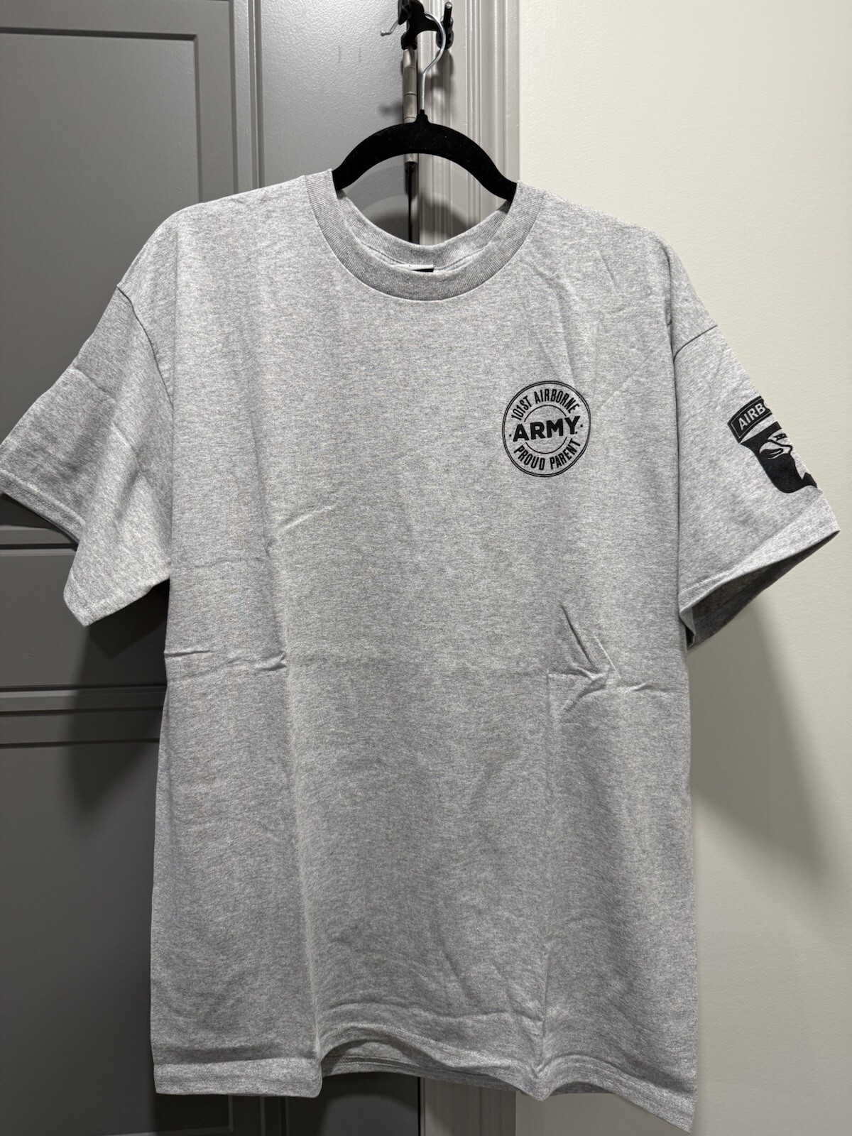 United States Army “101st AIRBORN PROUD PARENT” Gray T Shirt Tee – Sz XXL