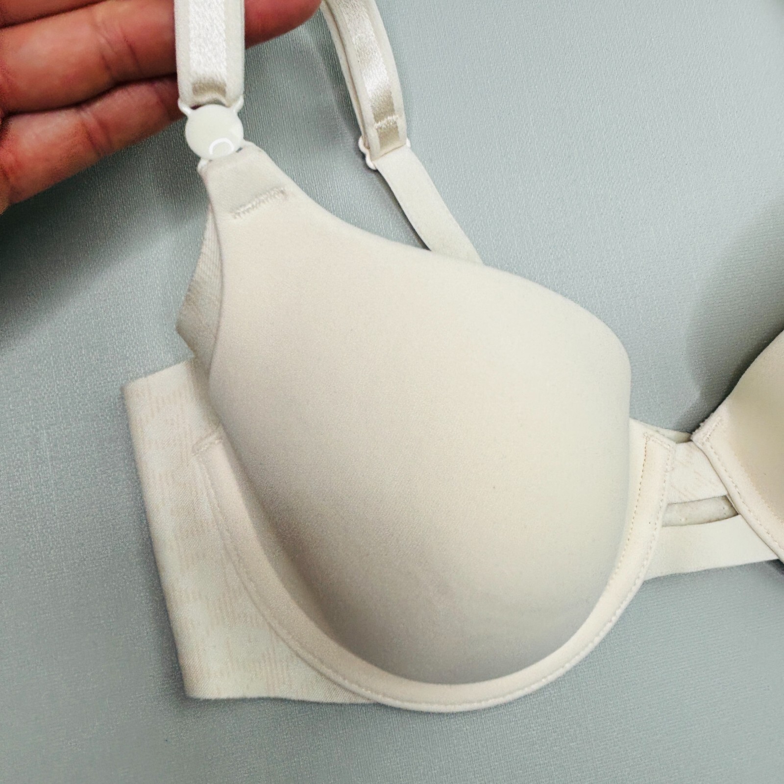 Warners No Side Effects Bra 34B Underwire Satin Padded Back Smoothing 5781
